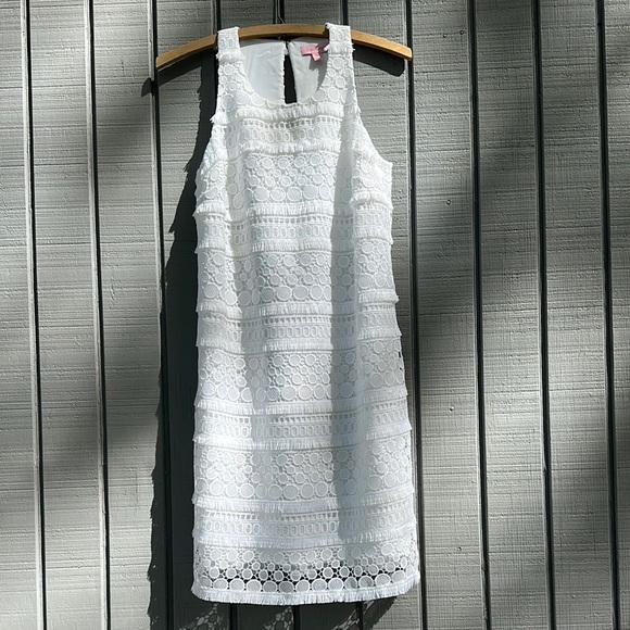 Lilly Pulitzer Dresses & Skirts - Lilly Pulitzer Anette Shift Dress Bubble Fringe Lace Sleeveless Lined